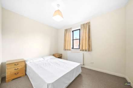 High Meads Road, Beckton E16, Image 8