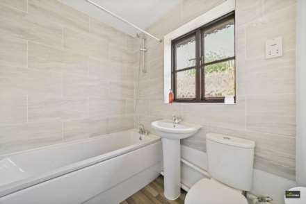High Meads Road, Beckton E16, Image 9