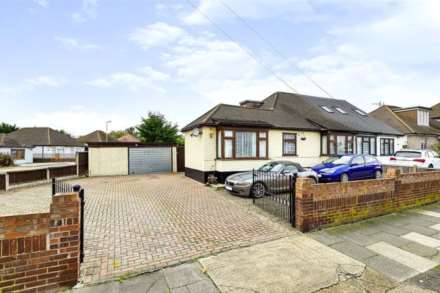 Tennyson Road, Romford, RM3, Image 12