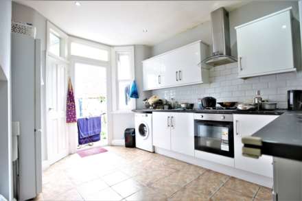 Wakefield Street, London, E6, Image 5
