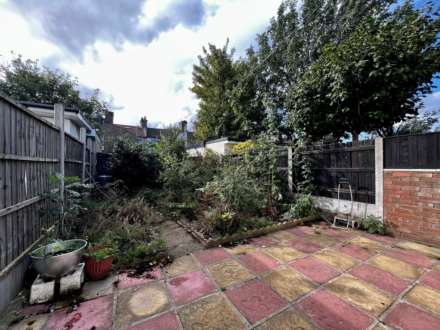 Hartley Avenue, East Ham, E6, Image 17