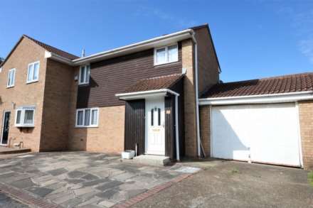 Property For Sale Coltsfoot Court, Little Thurrock, Grays