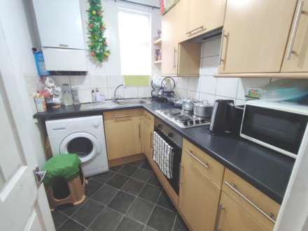 Central Park Road, East Ham, E6, Image 5