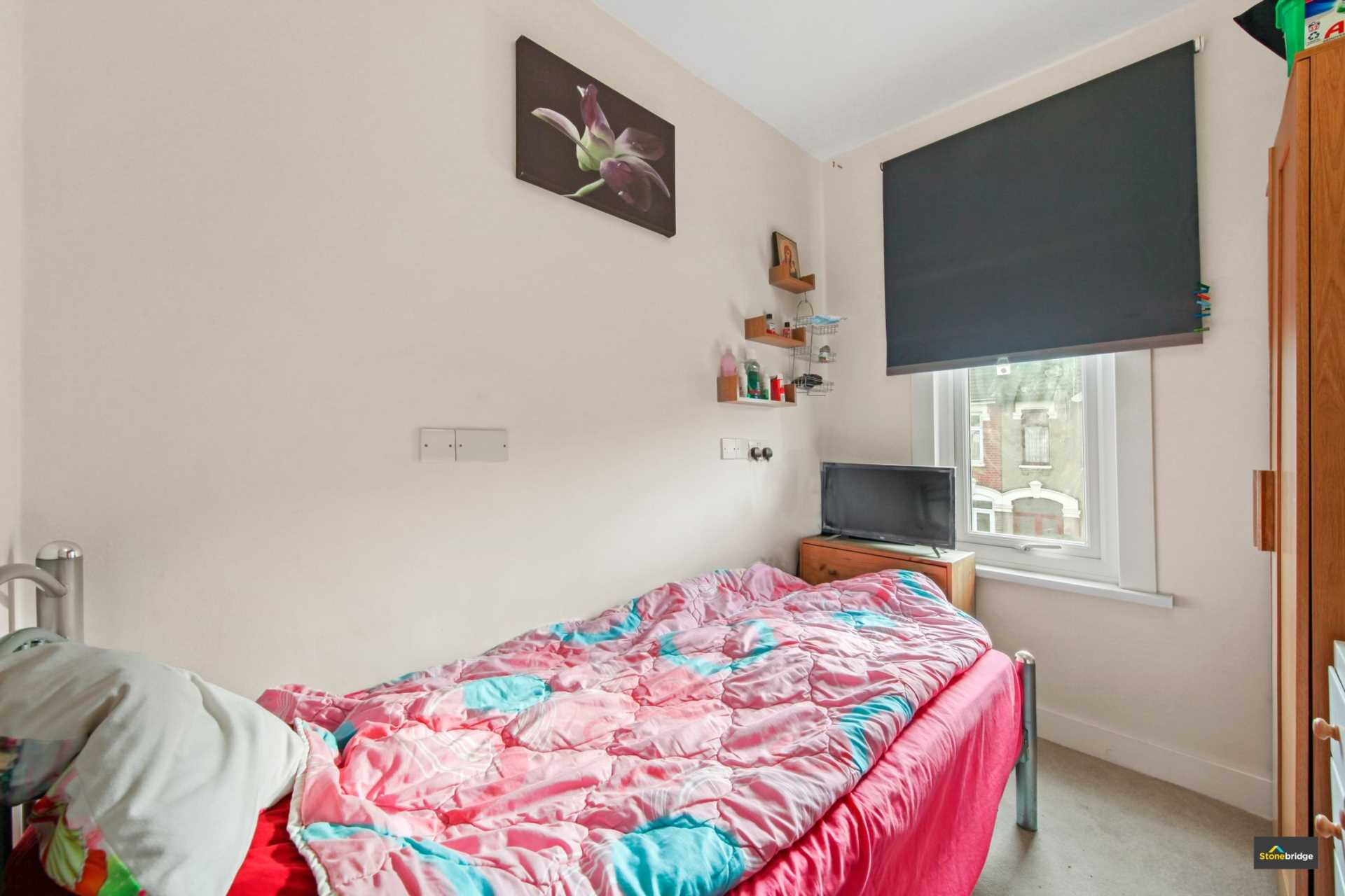 Clements Road, East Ham, E6, Image 11