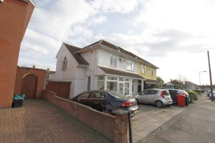 4 Bedroom Semi-Detached, Brocket Way, Chigwell, Essex, IG7