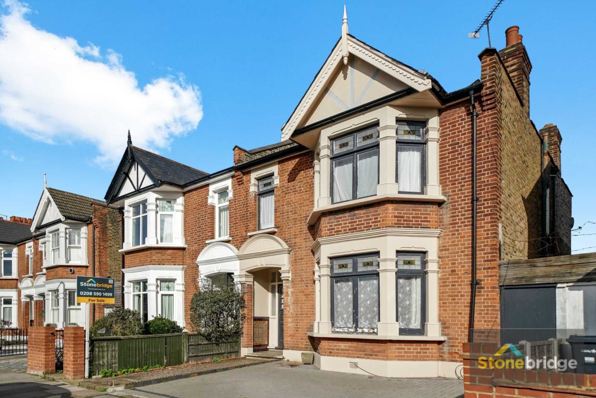 Wanstead Park Avenue, Aldersbrook, E12, Image 1