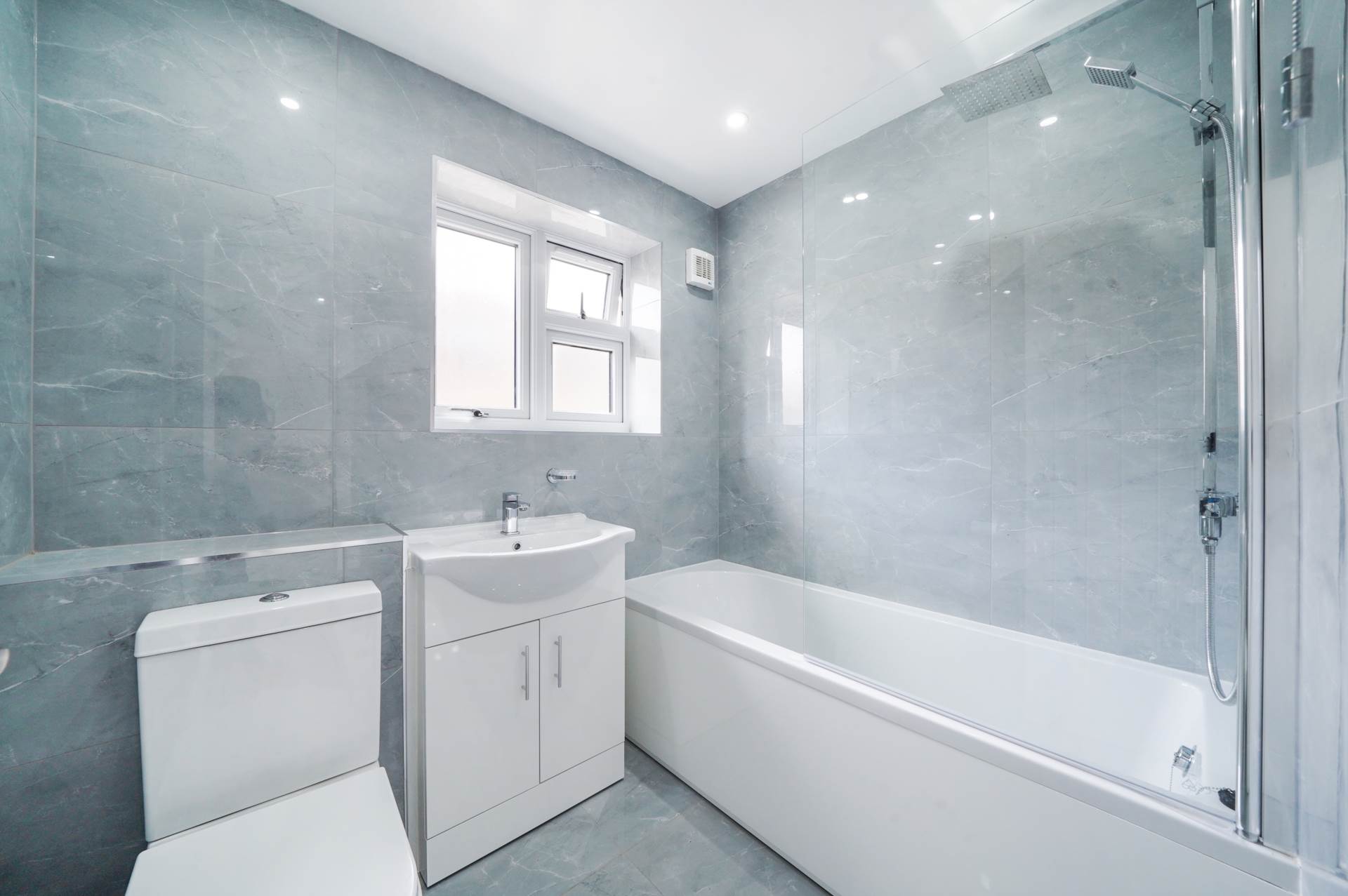 Scoulding Rd, Canning Town, E16, Image 14