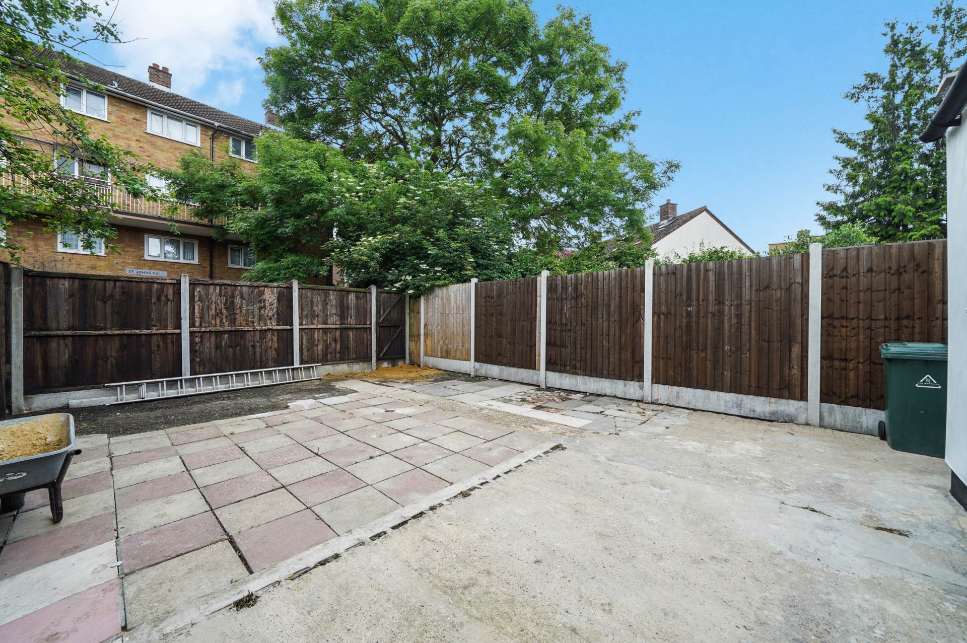 Scoulding Rd, Canning Town, E16, Image 16