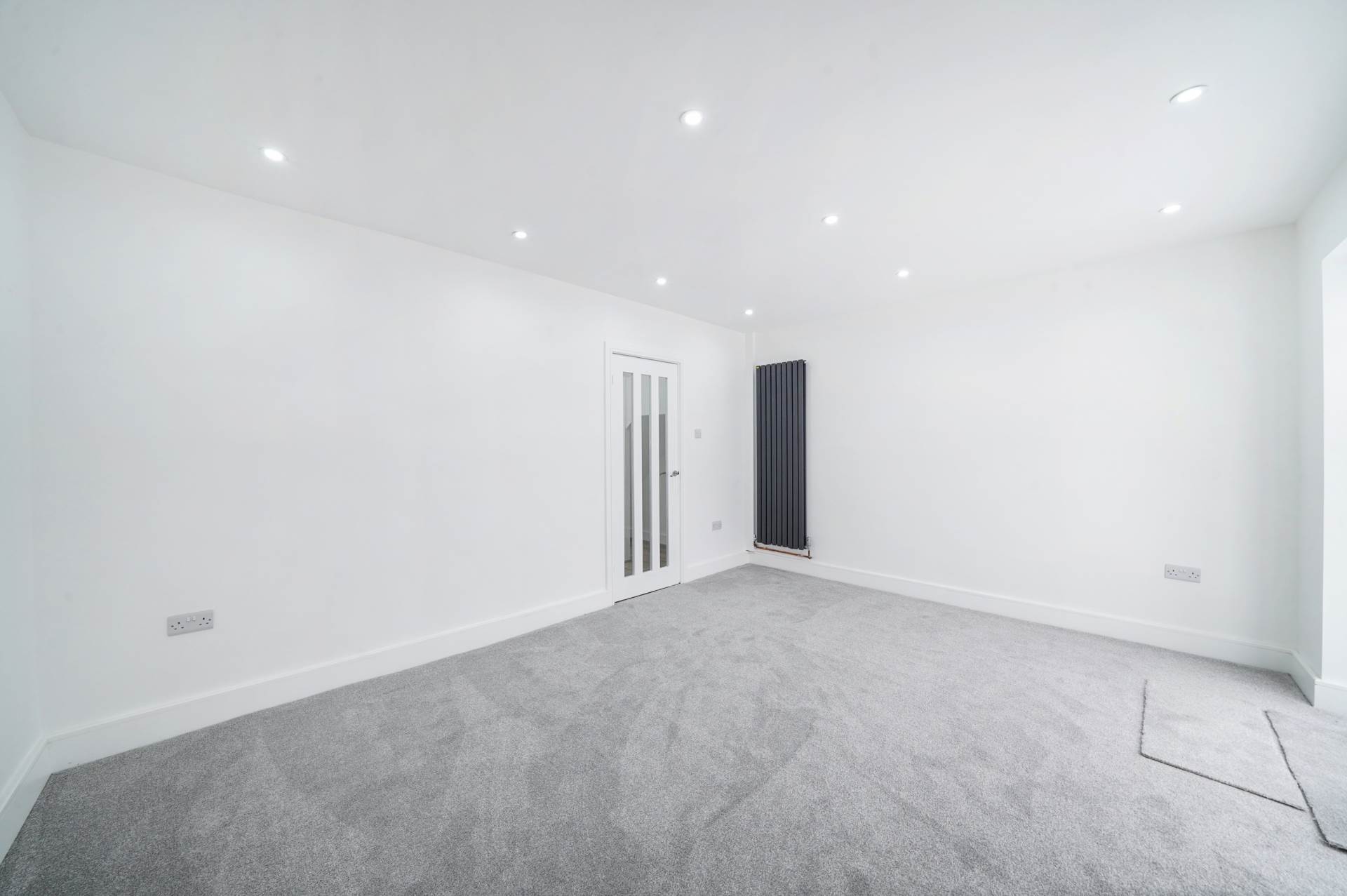 Scoulding Rd, Canning Town, E16, Image 6