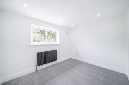 Scoulding Rd, Canning Town, E16, Image 12