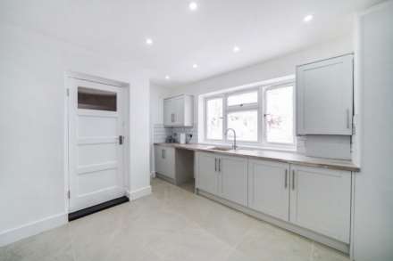 Scoulding Rd, Canning Town, E16, Image 4
