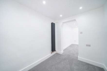 Scoulding Rd, Canning Town, E16, Image 5