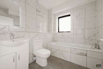 Elkington Road, Plaistow, E13, Image 10