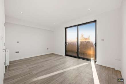Elkington Road, Plaistow, E13, Image 9