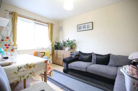 Ridgwell Road, Custom House, E16 3LN, Image 2