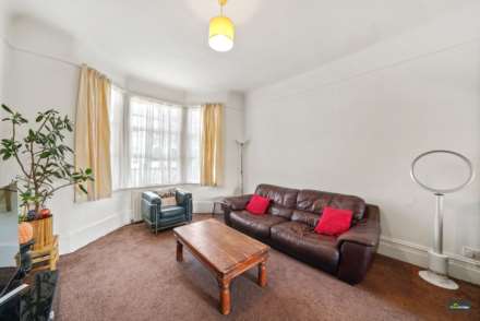 Shrewsbury Road, London, E7 8AL, Image 3