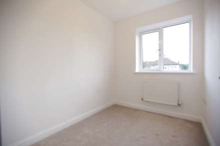 Asten Way, Romford, RM7 8BS, Image 12