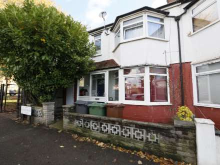 3 Bedroom Terrace, Barrett Road, Walthamstow, E17 3NB