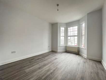 4 Bedroom Maisonette, Upton Park Road, Forest Gate, E7 8LB