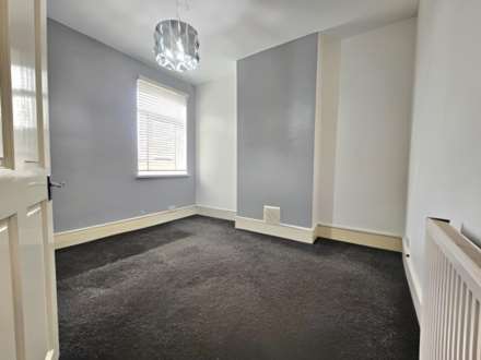 Sheringham Ave, Manor Park, E12 5PE, Image 9