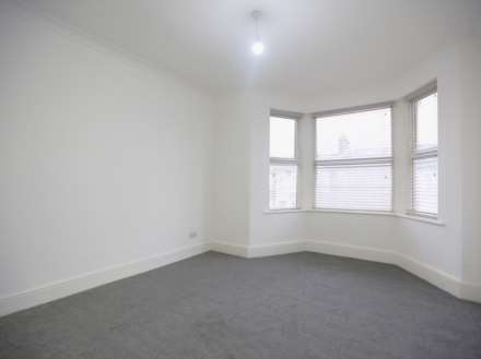 Wanstead Park Road, Ilford, IG1, Image 4