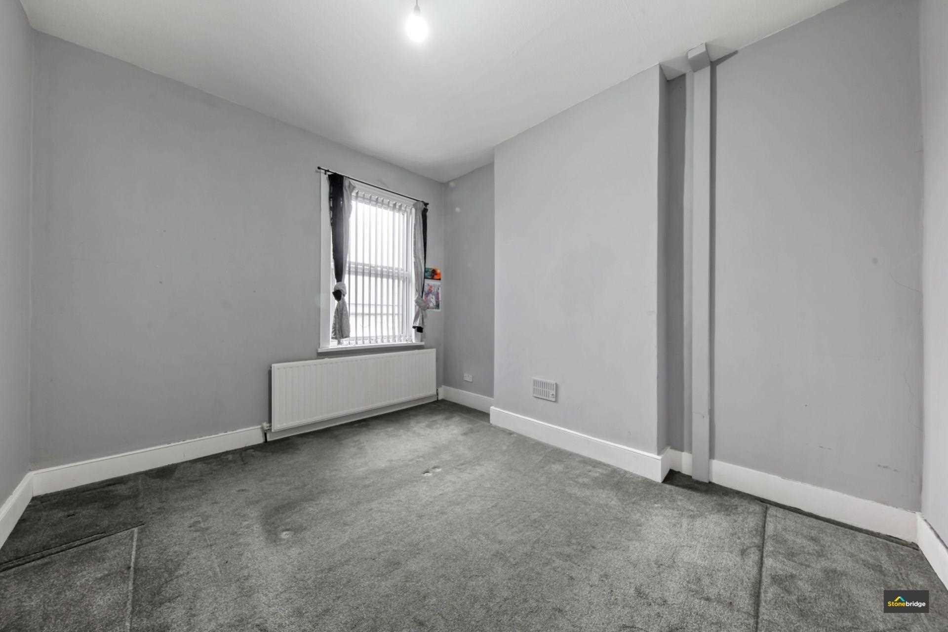 Plashet Road, Plaistow, E13 0QA, Image 9