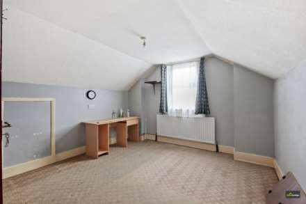 Plashet Road, Plaistow, E13 0QA, Image 13