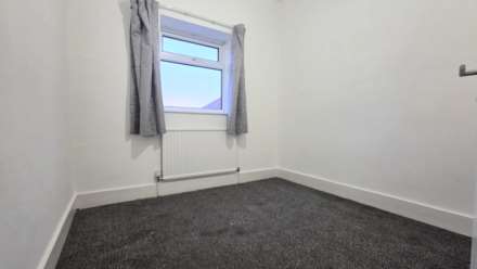 Charter Avenue, Ilford, IG2 7AD, Image 7