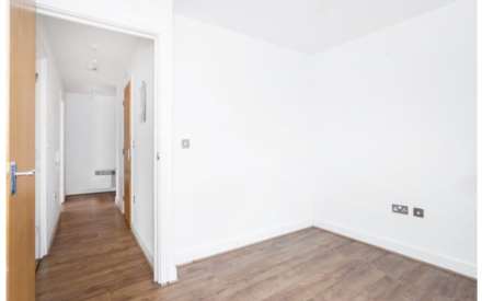 Walnut Court, Windmill Road, London, E5, Image 9