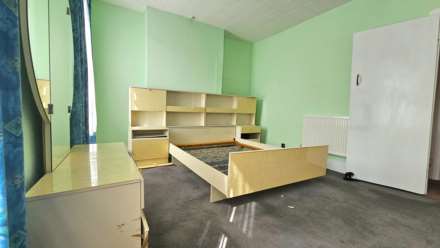 Fourth Avenue, Manor Park, E12, Image 13