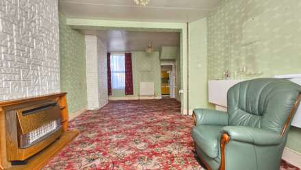 Fourth Avenue, Manor Park, E12, Image 2
