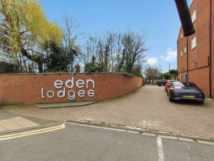 Eden Lodges, Chigwell, IG7, Image 21