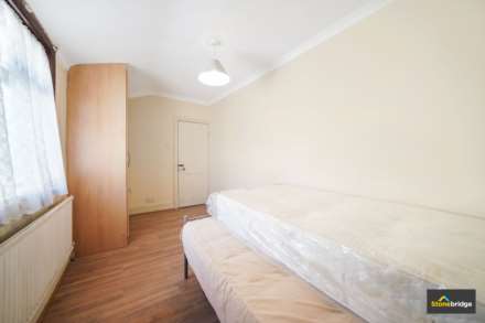 Lucas Avenue, London, E13 0RL, Image 11