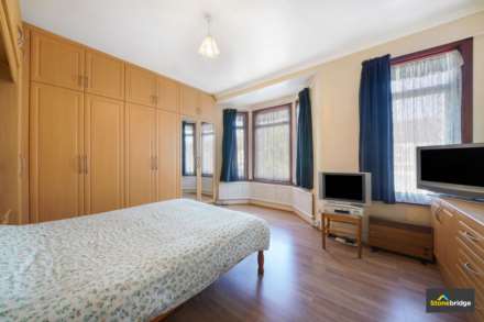 Lucas Avenue, London, E13 0RL, Image 8