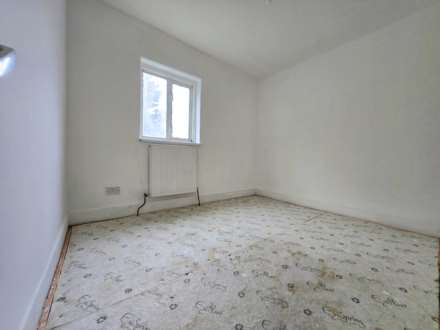 Halley Road, Manor Park, London E12, Image 12