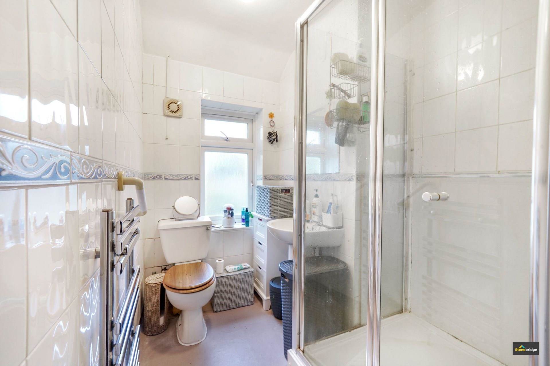 Neesham Road, Dagenham, RM8, Image 9