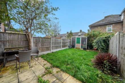 Neesham Road, Dagenham, RM8, Image 12