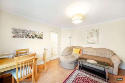 Neesham Road, Dagenham, RM8, Image 4