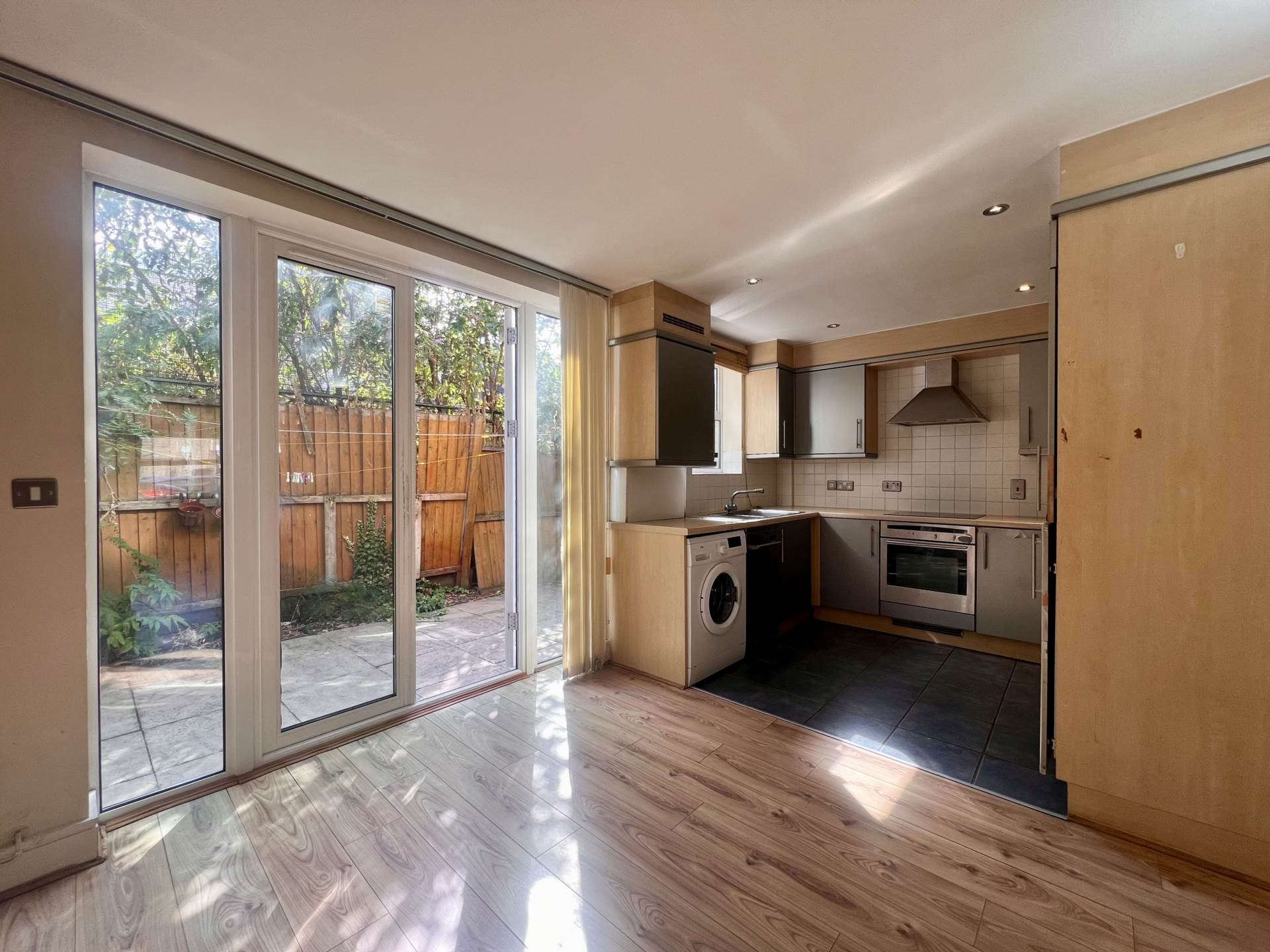 Clifden Road, Clapton, E5 0LR, Image 5
