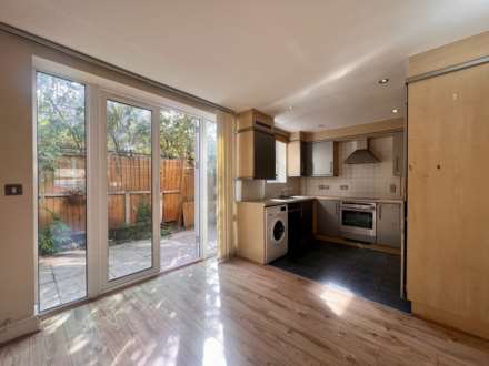 Clifden Road, Clapton, E5 0LR, Image 5