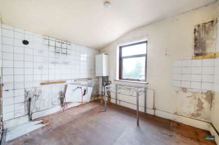 Little Ilford Lane, Manor Park, E12 5PW, Image 13