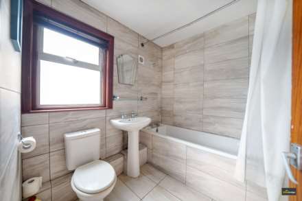 Little Ilford Lane, Manor Park, E12 5PW, Image 6