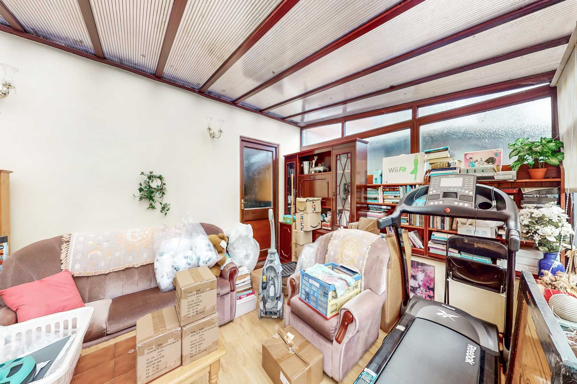 Garnet Walk, Beckton, E6, Image 11