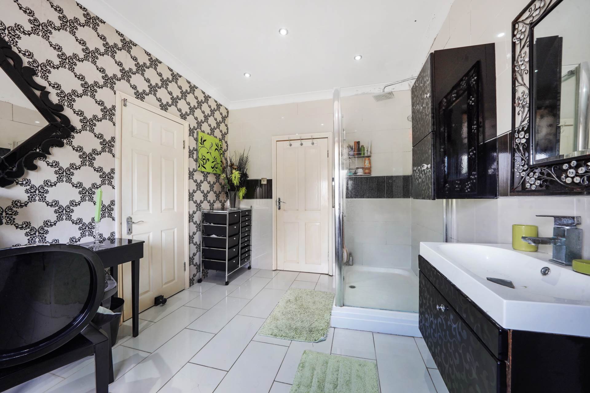 Wanstead Lane, Ilford, IG1, Image 17