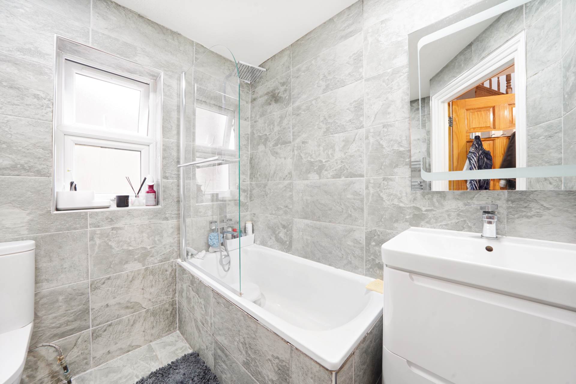 Seventh Avenue, London, E12 5JH, Image 17
