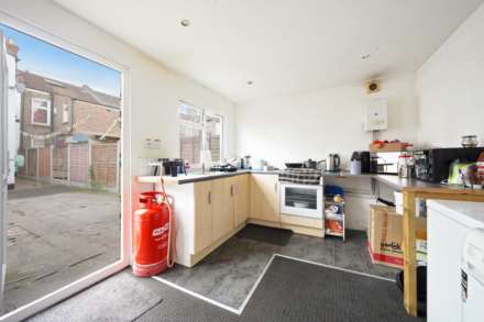 Seventh Avenue, London, E12 5JH, Image 21