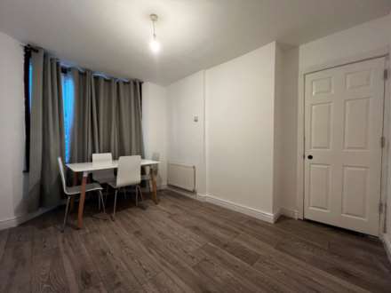 Khartoum Road, Plaistow, E13, Image 2