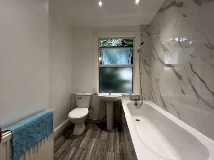 Khartoum Road, Plaistow, E13, Image 4