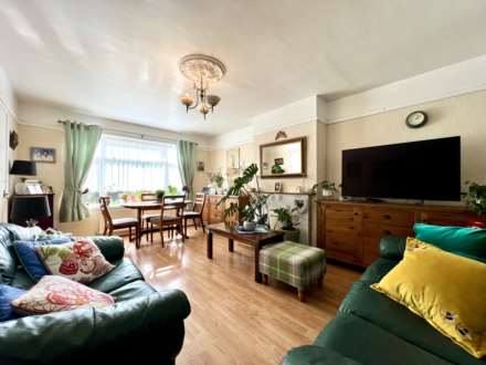Princes Terrace, Plaistow, E13 9AJ