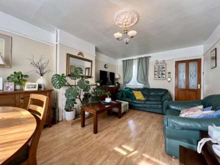 Princes Terrace, Plaistow, E13 9AJ, Image 2